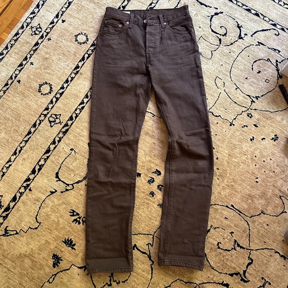 Levi’s 501 original fit in brown - Picture 4 of 6